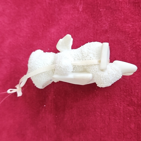 Snow Babies Swinging On A Star Ornament - Picture 3 of 9